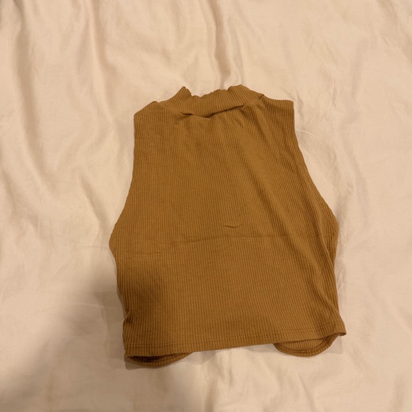 FARM Rio Tan Cropped Top - Picture 5 of 5